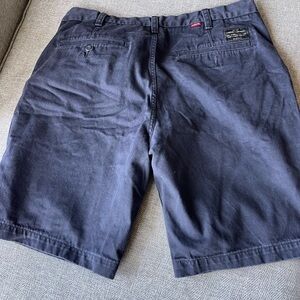 Levi's Black Flat Front Shorts Cotton Twill